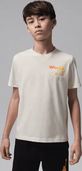 Футболка подростковая Nike JORDAN WORLD TOUR бежевая 95F751-W5T