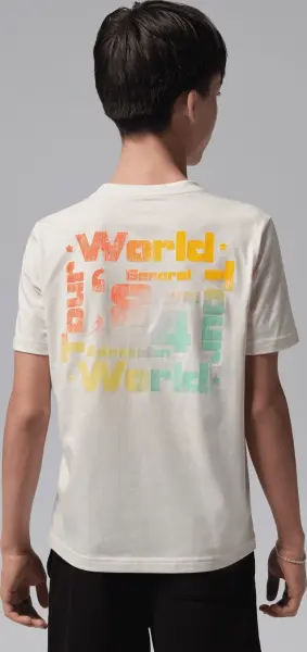 Футболка подростковая Nike JORDAN WORLD TOUR бежевая 95F751-W5T