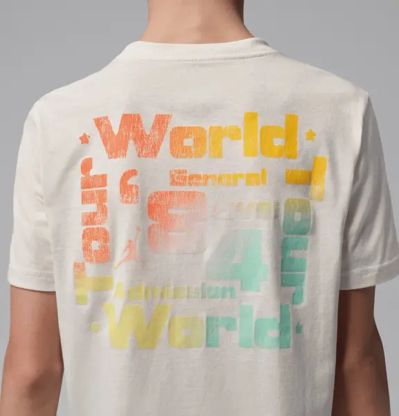 Футболка подростковая Nike JORDAN WORLD TOUR бежевая 95F751-W5T