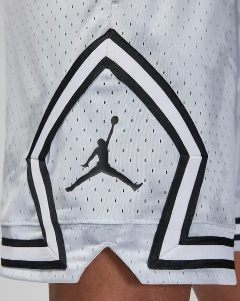 Шорти баскетбольні Nike JORDAN DRI-FIT SPORT DIAMOND SHORTS світло-сіро-біло-чорні DZ0561-043