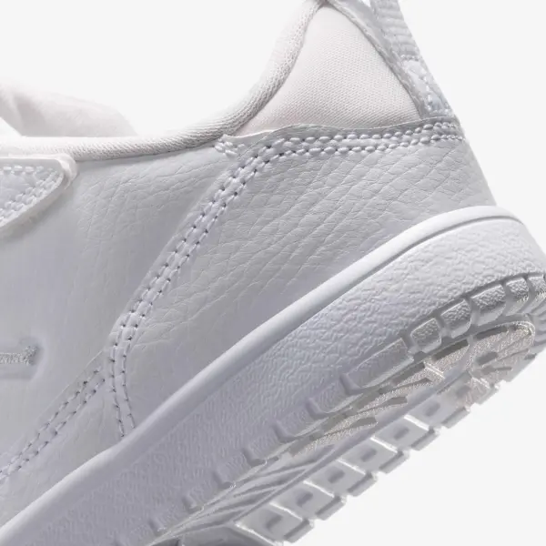 Кросівки дитячі Nike JORDAN COURT CONNECT LOW (PS) білі IQ6046-100