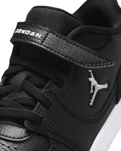 Кросівки дитячі Nike JORDAN COURT CONNECT LOW (PS) чорно-білі IQ6046-001