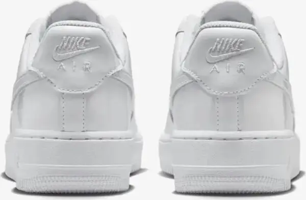 Кросівки жіночі Nike AIR FORCE 1 '07 білі IR5450-100