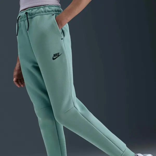 Спортивный костюм подростковый Nike SPORTSWEAR TECH FLEECE бирюзовый HV8695-017__HV8698-017