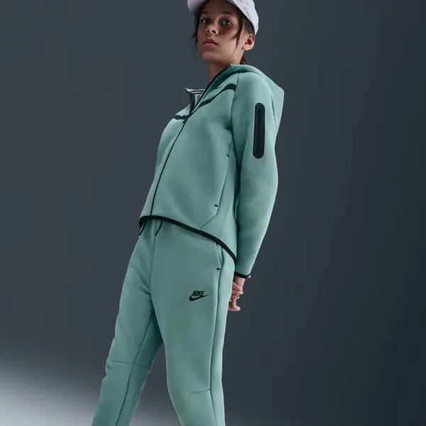 Спортивный костюм подростковый Nike SPORTSWEAR TECH FLEECE бирюзовый HV8695-017__HV8698-017