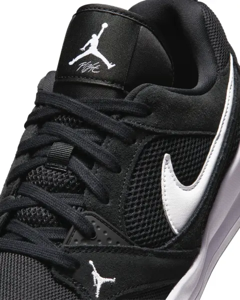 Кроссовки Nike JORDAN CMFT ERA черно-белые HJ6777-007