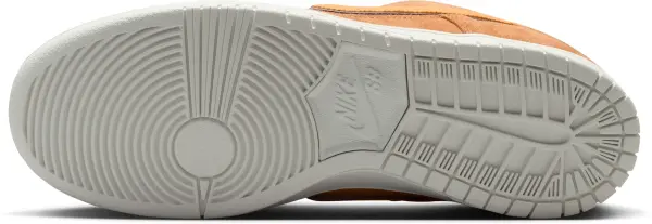 Кросівки Nike NOTE MANCHESTER X SB DUNK LOW коричневі IO9508-200