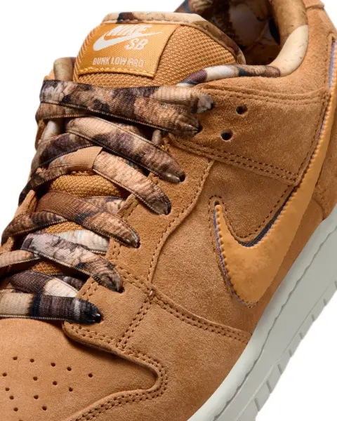 Кросівки Nike NOTE MANCHESTER X SB DUNK LOW коричневі IO9508-200