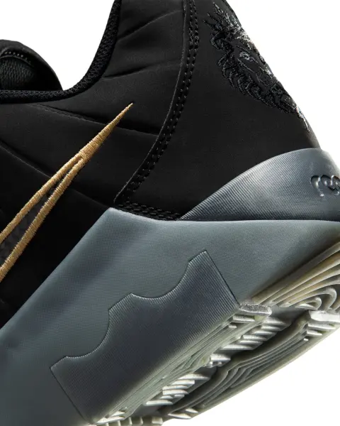 Кросівки баскетбольні Nike LEBRON WITNESS 9 чорно-золоті HQ8034-003