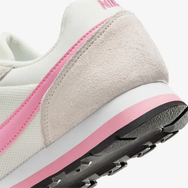 Кросівки жіночі Nike MD RUNNER 2 бежево-рожеві 749869-106
