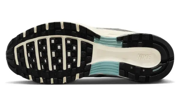 Кроссовки Nike P-6000 серо-серебряные FN7509-029