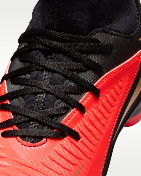 Бутсы детские Nike JR PHANTOM 6 HIGH CLUB FG/MG красно-черные HQ2022-600