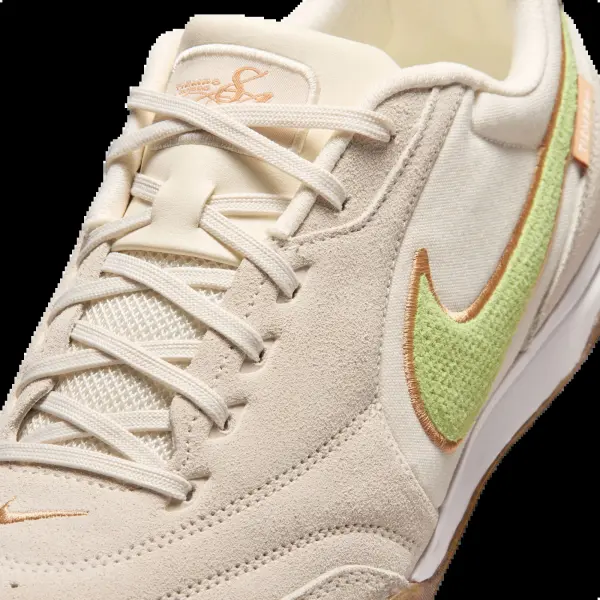 Футзалки Nike TIEMPO STREET GATO PRM молочно-салатовые HV3489-100