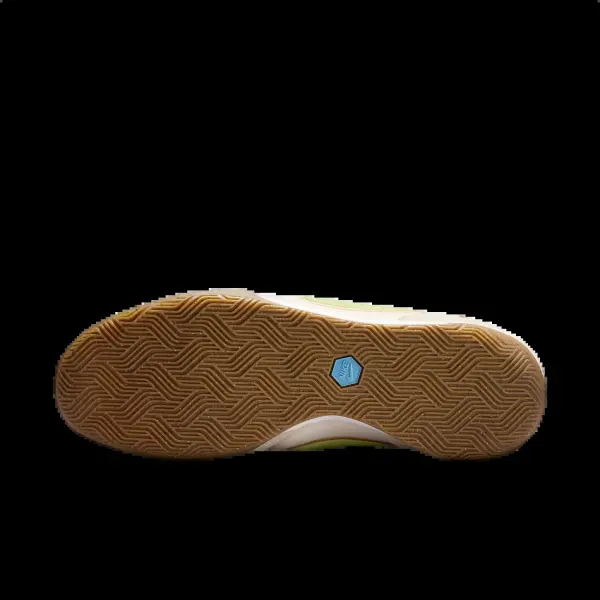 Футзалки Nike TIEMPO STREET GATO PRM молочно-салатовые HV3489-100