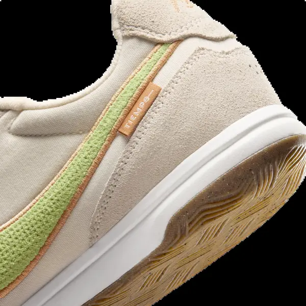 Футзалки Nike TIEMPO STREET GATO PRM молочно-салатовые HV3489-100