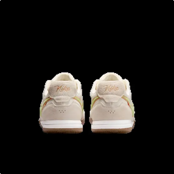 Футзалки Nike TIEMPO STREET GATO PRM молочно-салатовые HV3489-100