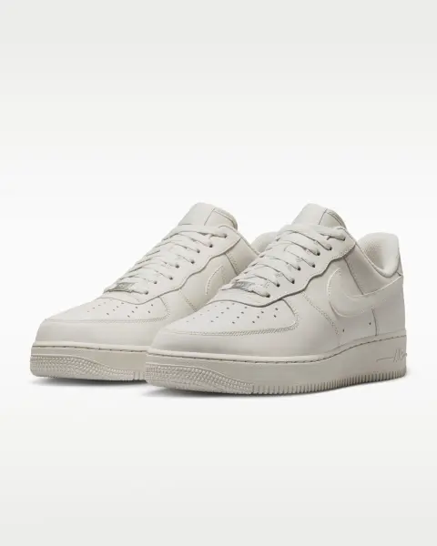 Кросівки Nike AIR FORCE 1 '07 молочно-срібні IH1698-003