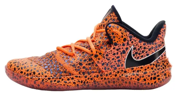Кросівки Nike ZOOM HYPERSPEED COURT SE помаранчево-чорні FV3685-900