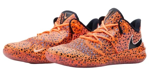 Кросівки Nike ZOOM HYPERSPEED COURT SE помаранчево-чорні FV3685-900