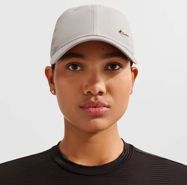 Кепка Nike DRI-FIT CLUB METAL SWOOSH сіро-срібна FB5372-009