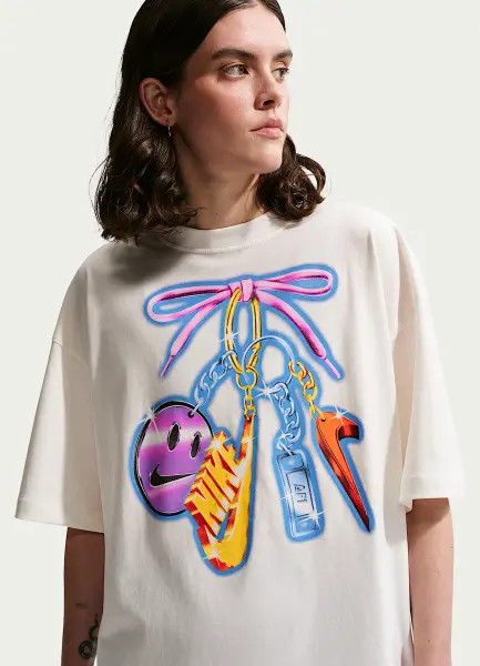 Футболка спортивна жіноча Nike SPORTSWEAR CLASSIC OVERSIZED молочно-різнокольорова IR7848-133