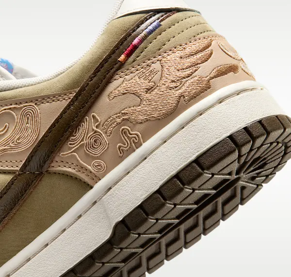 Кросівки Nike DUNK LOW SE LNY бежево-оливково-коричневі IQ1118-220