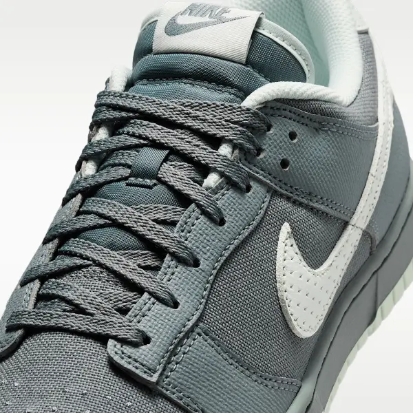 Кроссовки Nike DUNK LOW RETRO серо-белые IH1940-001