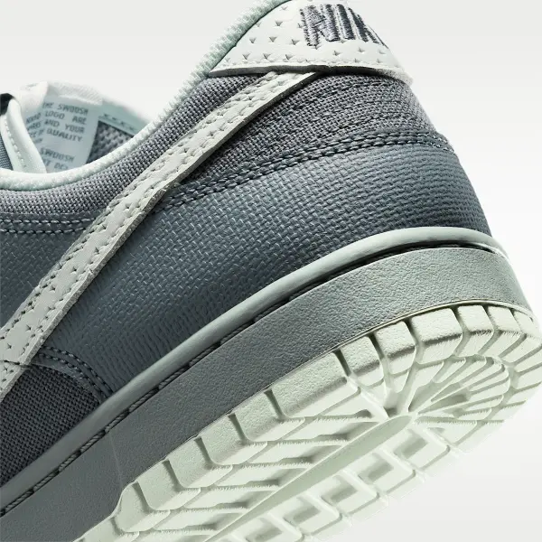Кроссовки Nike DUNK LOW RETRO серо-белые IH1940-001