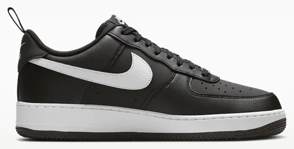 Кроссовки Nike AIR FORCE 1 07 TECH ESS черно-белые IR5599-001