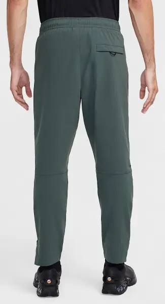 Штани спортивні Nike TECH WOVEN темно-зелено-чорні HM8241-338