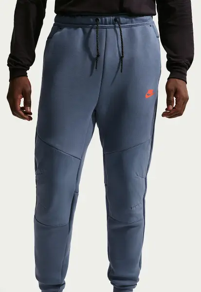 Штаны спортивные Nike TECH FLEECE голубо-красные IH4303-491