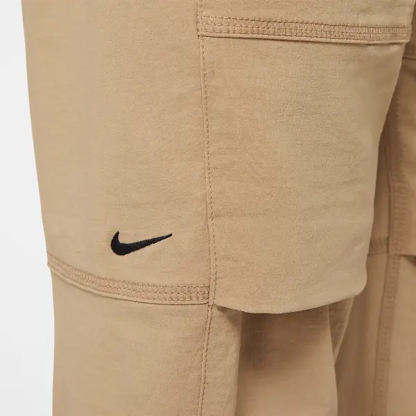Штани спортивні підліткові Nike TECH WOVEN бежево-чорні HQ8921-297
