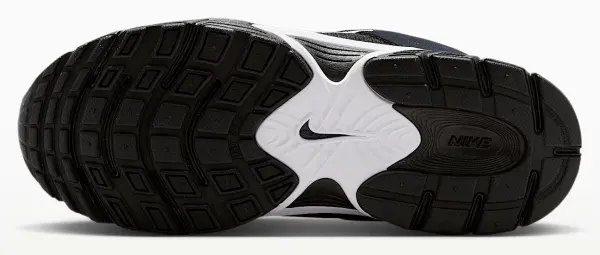 Кроссовки детские Nike V5 RUNNER SUEDE черно-белые IO1644-004