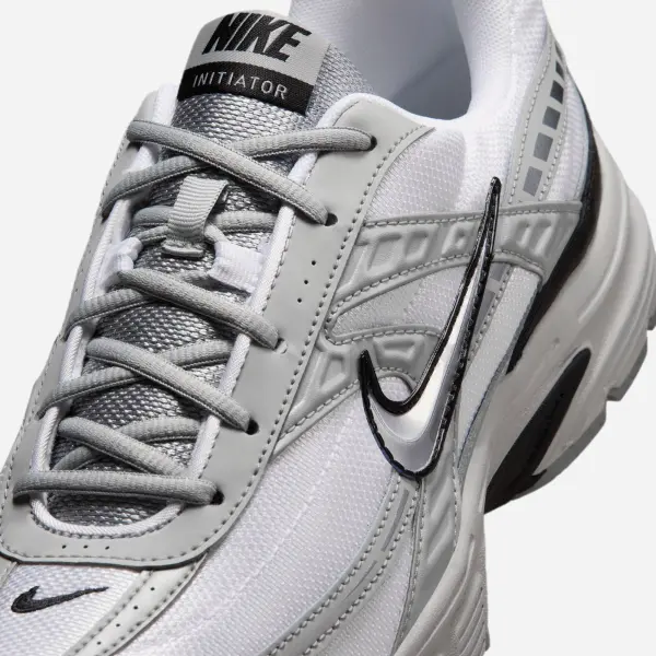Кросівки Nike INITIATOR біло-сірі 394055-105