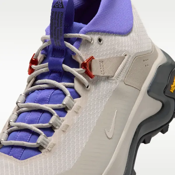 Кросівки трекінгові Nike ACG ZEGAMA HIKE бежево-фіолетові IO7854-100