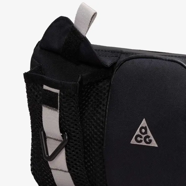 Сумка через плече Nike ACG DAYMAX 3L чорно-сіра HJ8180-010