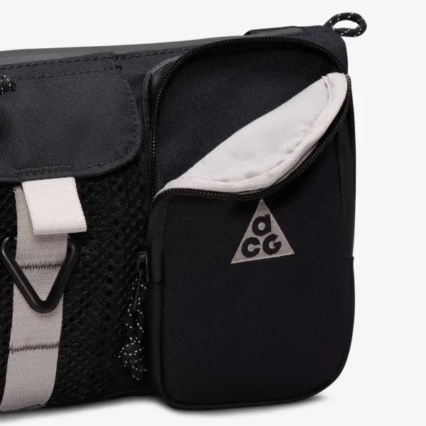Сумка через плече Nike ACG DAYMAX 3L чорно-сіра HJ8180-010