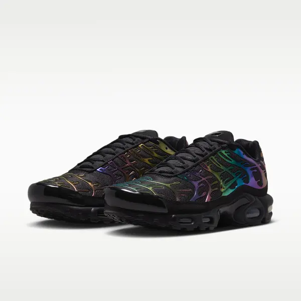 Кроссовки Nike AIR MAX PLUS PREMIUM черные IH7960-001