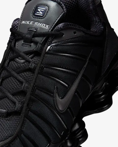 Кросівки Nike SHOX TL чорні IQ0167-001