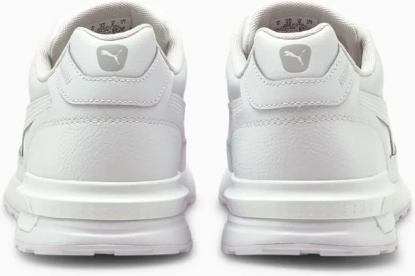 Кросівки Puma GRAVITON PRO L білі 38272102