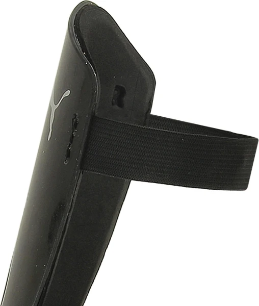 Щитки футбольні Puma ULTRA LIGHT FOOTBALL STRAP SHINGUARDS чорно-срібні 030992-03