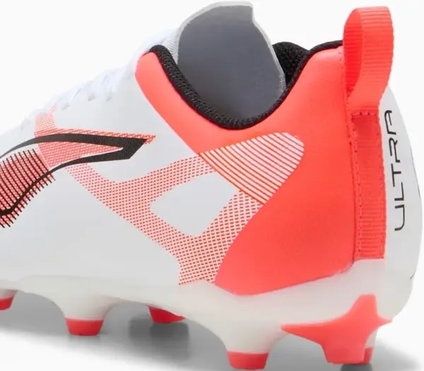 Бутсы детские Puma ULTRA 5 PLAY FG/AG бело-коралловые 108170-01
