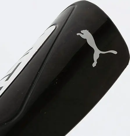 Щитки футбольні Puma ULTRA LIGHT SLEEVE чорно-срібні 030989-03