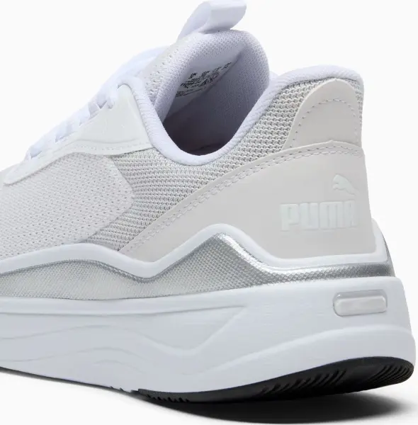 Кросівки бігові жіночі Puma STAKD EVO LITE білі 311289-04