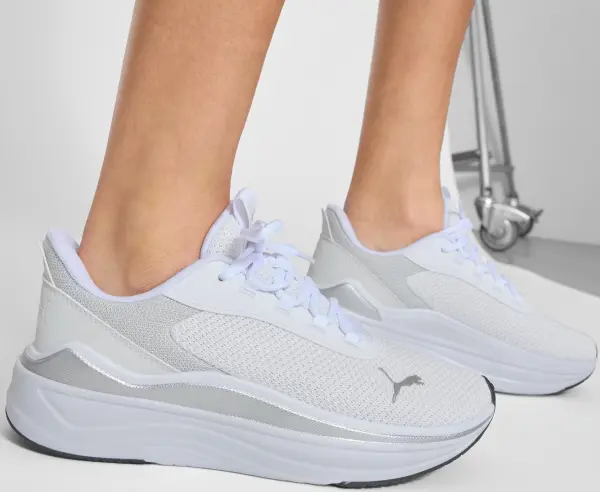Кросівки бігові жіночі Puma STAKD EVO LITE білі 311289-04