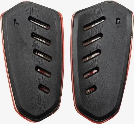Щитки футбольні Puma ULTRA FLEX FOOTBALL SLEEVES SHINGUARDS оранжево-чорні 030987-05