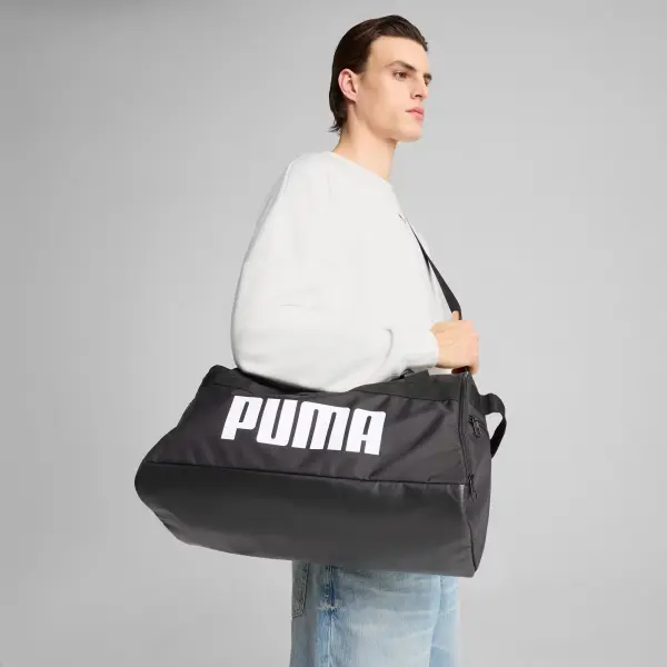 Сумка спортивна Puma CHALLENGER S 35L ​​чорна 091143-01