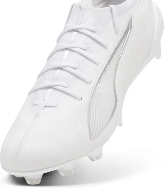 Бутсы Puma ULTRA 5 ULTIMATE FG белые 107683-04