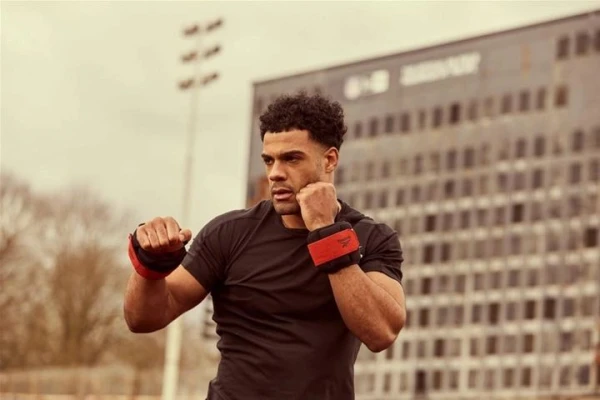 Обтяжувачі для зап'ястя Reebok FLEXLOCK WRIST WEIGHTS чорно-червоні (2 х 0,5 кг) RAWT-11260