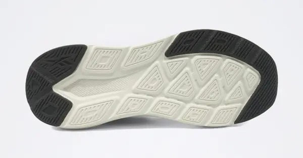 Кроссовки для бега Reebok MAX GLIDE I черно-белые 102156423